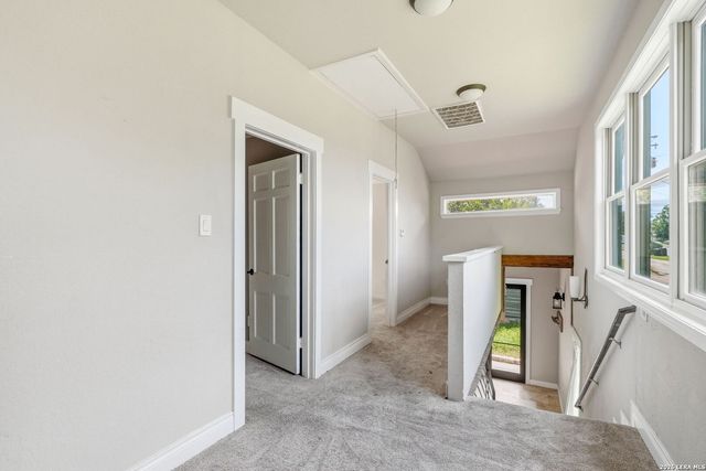 606 E AUSTIN ST, Luling, TX 78648
