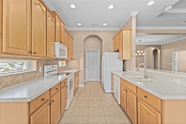 3604 SUMMERWIND CIRCLE, Bradenton, FL 34209