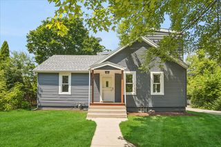 818 Bach Street, Northbrook, IL 60062