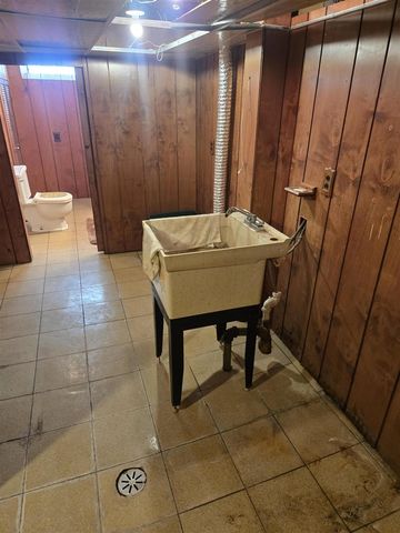 1606 Donald Avenue, Royal Oak, MI 48073