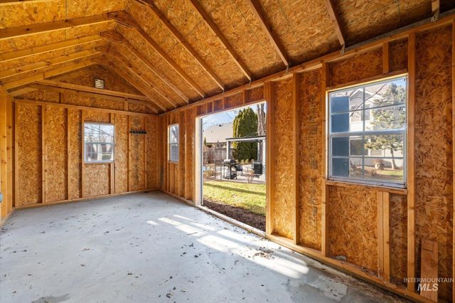 2910 S Mayflower Way, Boise, ID 83709