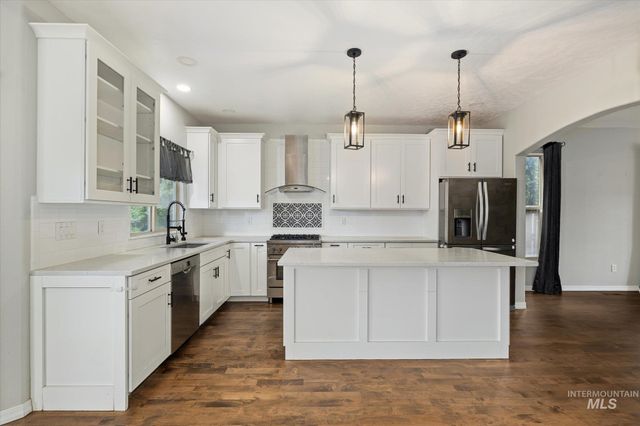 2910 S Mayflower Way, Boise, ID 83709