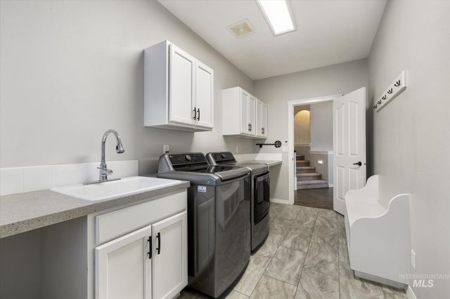 2910 S Mayflower Way, Boise, ID 83709