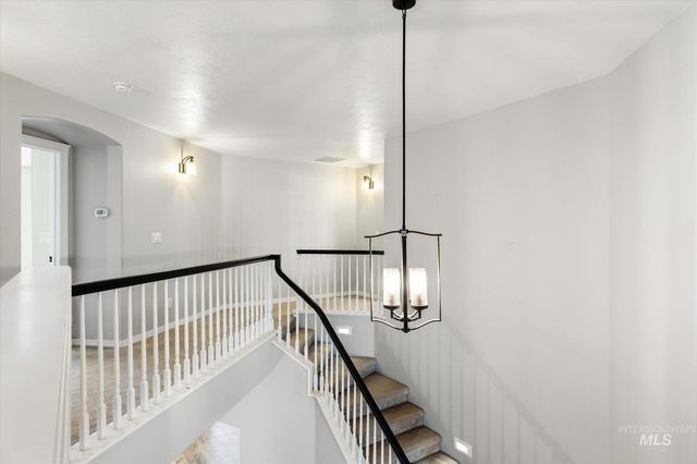 2910 S Mayflower Way, Boise, ID 83709