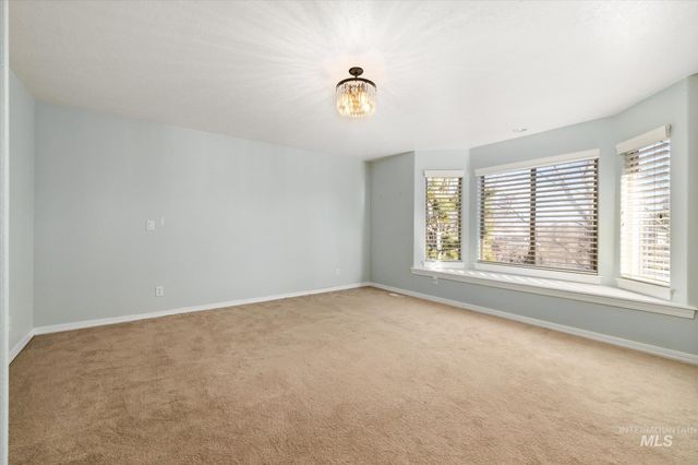 2910 S Mayflower Way, Boise, ID 83709