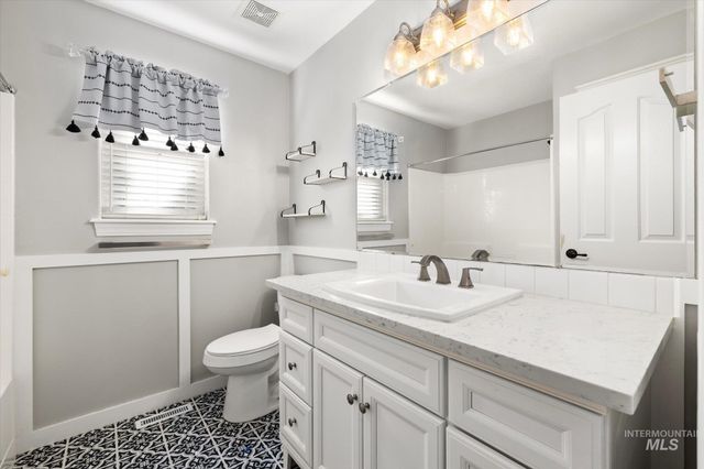 2910 S Mayflower Way, Boise, ID 83709