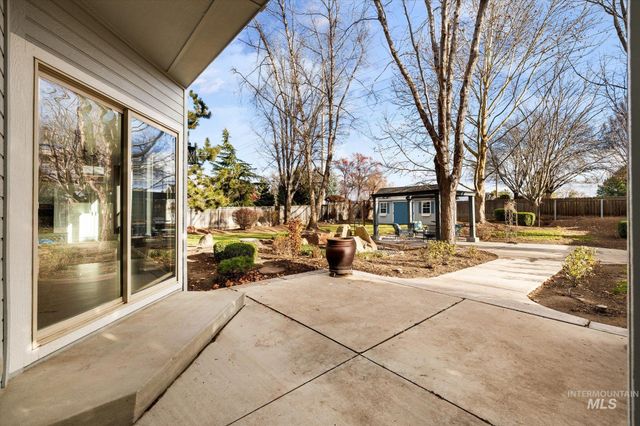 2910 S Mayflower Way, Boise, ID 83709