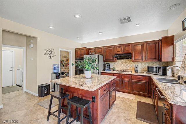 1147 Highbury Grove Street, Henderson, NV 89002