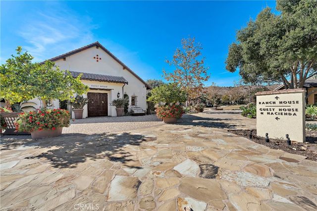 2 Agrios, Rancho Mission Viejo, CA 92694