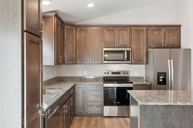 6502 Dale Circle SW, Waverly, MN 55390