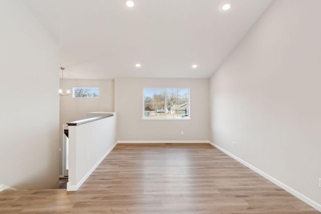 6502 Dale Circle SW, Waverly, MN 55390