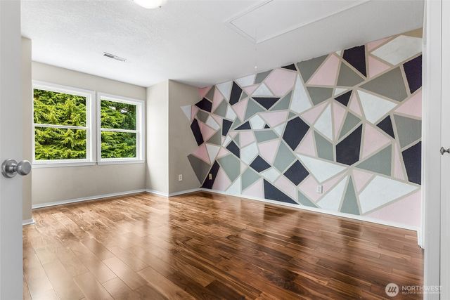 3721 Soundview Drive W, University Place, WA 98466