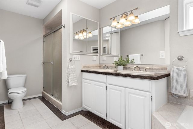 3721 Soundview Drive W, University Place, WA 98466