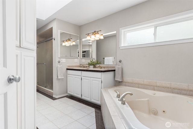 3721 Soundview Drive W, University Place, WA 98466