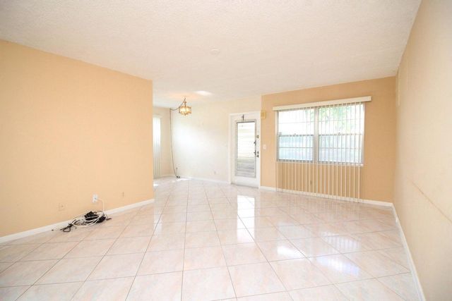 434 Fanshaw K, Boca Raton, FL 33434