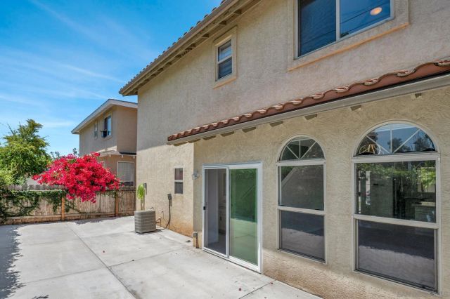 819 Laffey Lane, El Cajon, CA 92021