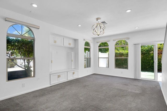 819 Laffey Lane, El Cajon, CA 92021