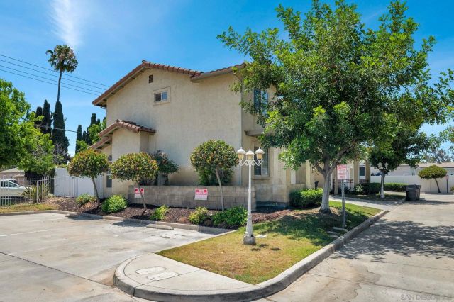 819 Laffey Lane, El Cajon, CA 92021
