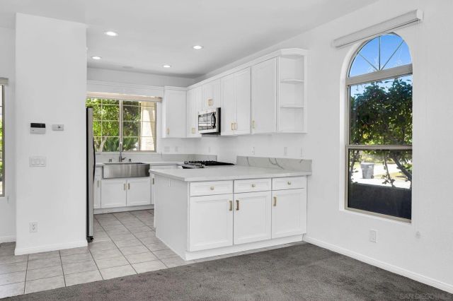 819 Laffey Lane, El Cajon, CA 92021