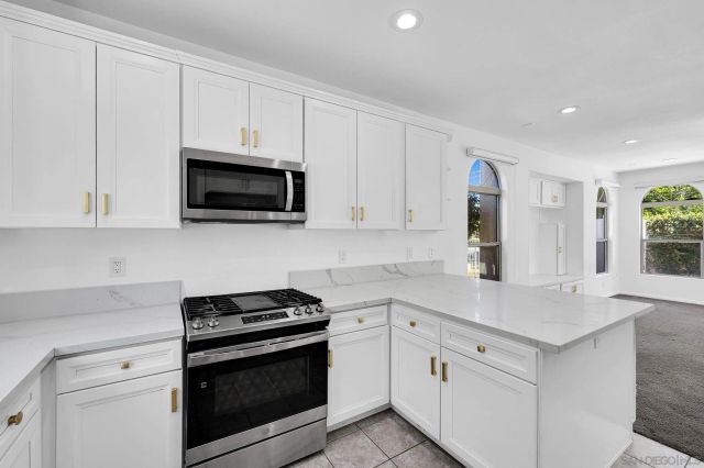 819 Laffey Lane, El Cajon, CA 92021