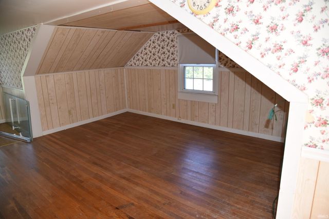 2064 Leatherwood Road, Bedford, IN 47421