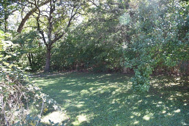 2064 Leatherwood Road, Bedford, IN 47421