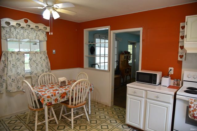 2064 Leatherwood Road, Bedford, IN 47421