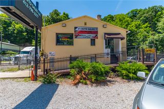 174 Sandy Creek Rd, Penn Hills, PA 15147