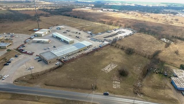 2902 Mulberry Street, Kaufman, TX 75142