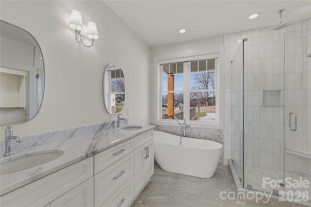 2615 Vista Lane NE 44, Conover, NC 28613