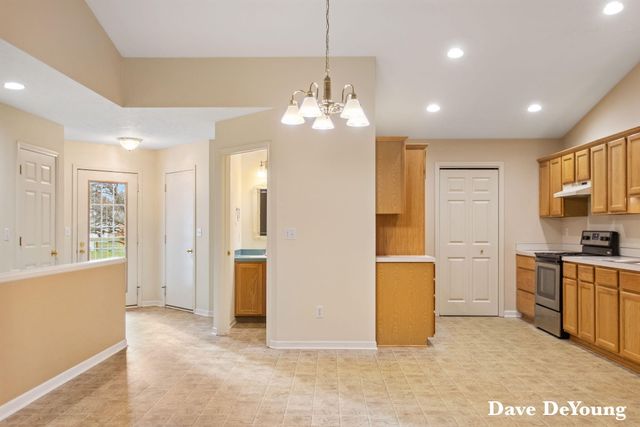 347 Timberlake E, Holland, MI 49424