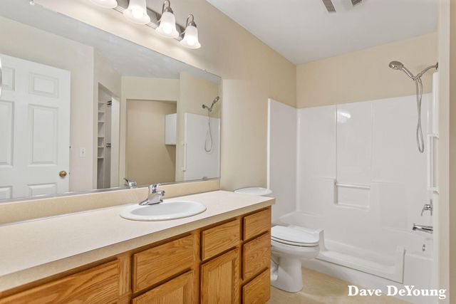 347 Timberlake E, Holland, MI 49424