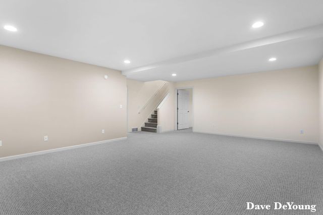 347 Timberlake E, Holland, MI 49424