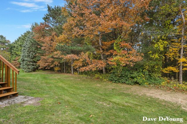 347 Timberlake E, Holland, MI 49424