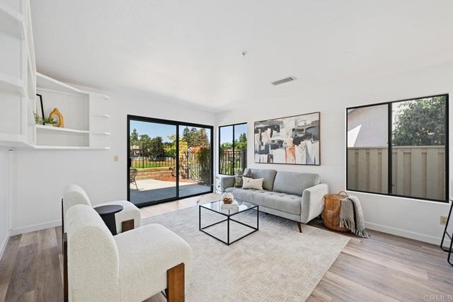 1762 Spyglass Circle, Vista, CA 92081