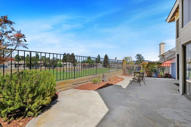 1762 Spyglass Circle, Vista, CA 92081