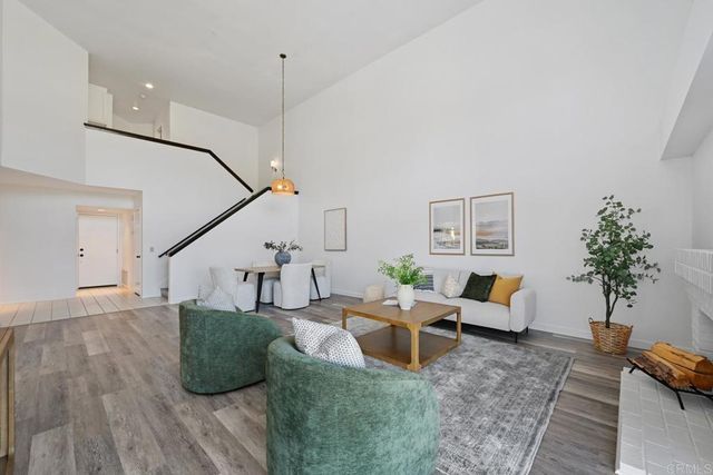 1762 Spyglass Circle, Vista, CA 92081