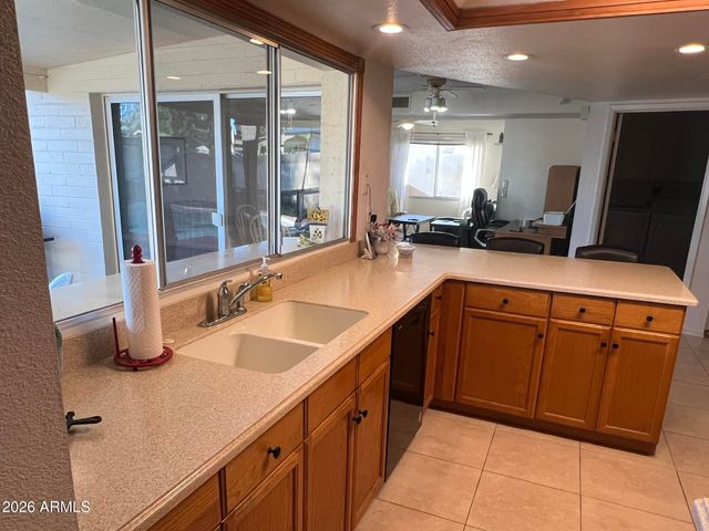 1701 E JULIE Drive, Tempe, AZ 85283