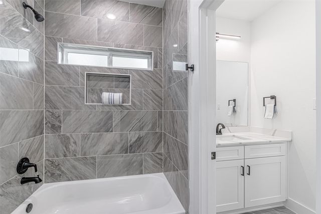 7806 Comal Street B, Houston, TX 77051