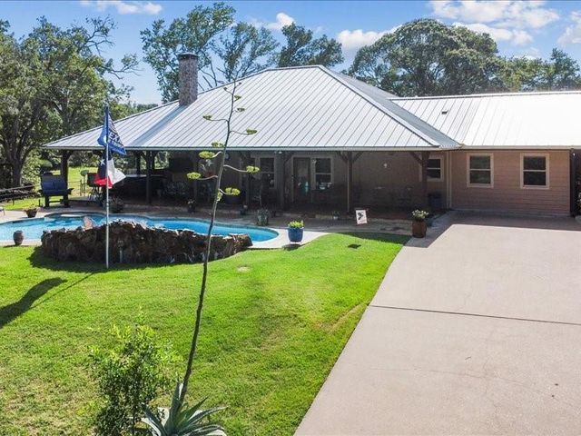 658 An County Road 155, Elkhart, TX 75839