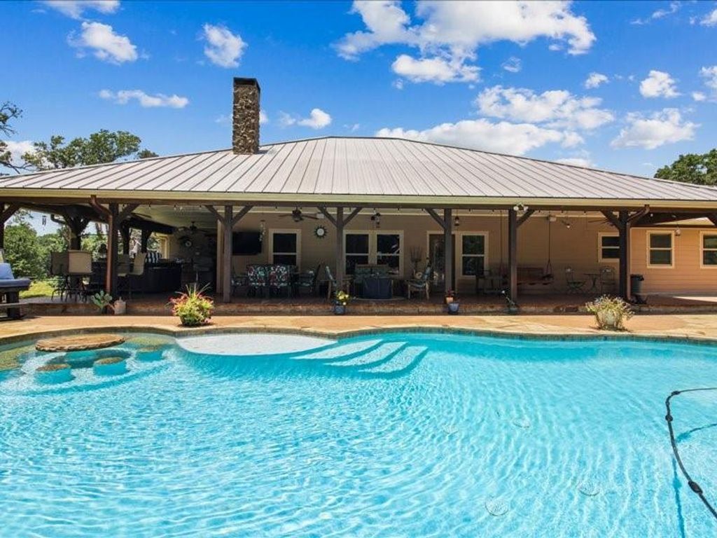 658 An County Road 155, Elkhart, TX 75839