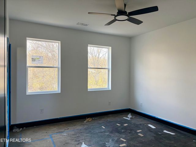 3122 Boright Drive, Knoxville, TN 37917