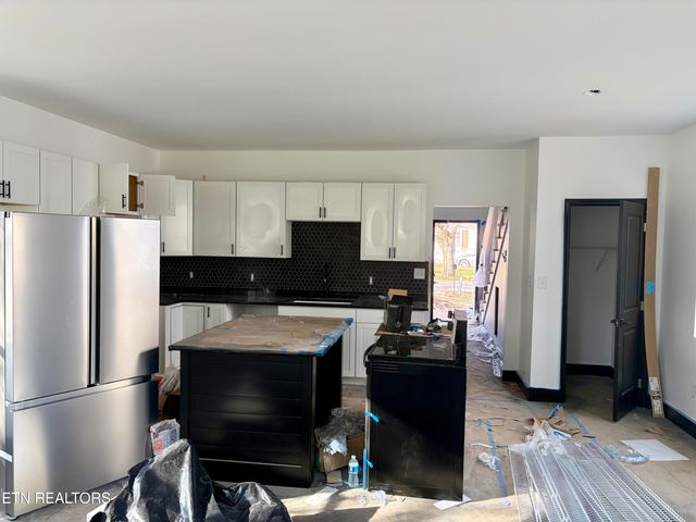 3122 Boright Drive, Knoxville, TN 37917