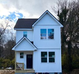 3122 Boright Drive, Knoxville, TN 37917