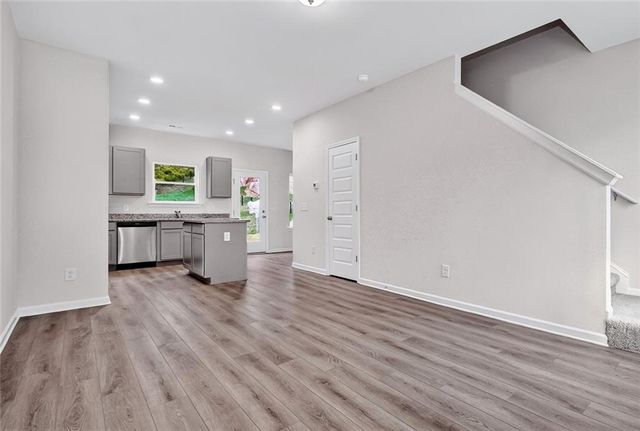 211 Rory Drive, Calhoun, GA 30701