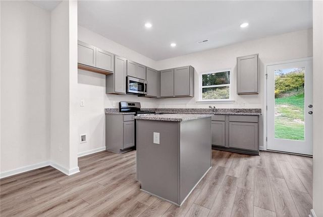 211 Rory Drive, Calhoun, GA 30701