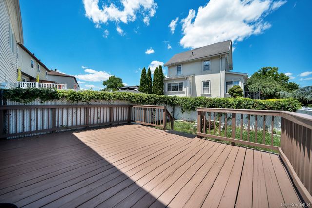 5 Notus Avenue, Staten Island, NY 10312
