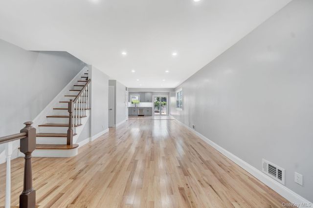 5 Notus Avenue, Staten Island, NY 10312