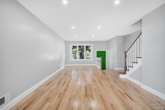 5 Notus Avenue, Staten Island, NY 10312