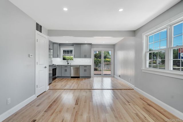 5 Notus Avenue, Staten Island, NY 10312